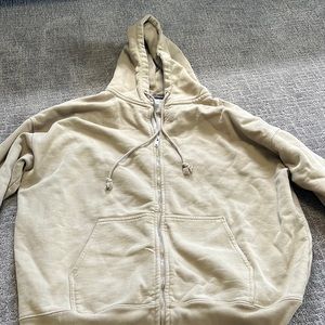 brandy melville oversized zip up hoodie never worn